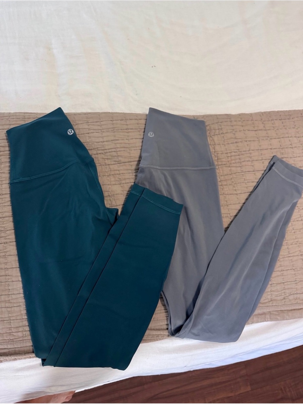 Bundle of 2 Lululemon Align Leggings